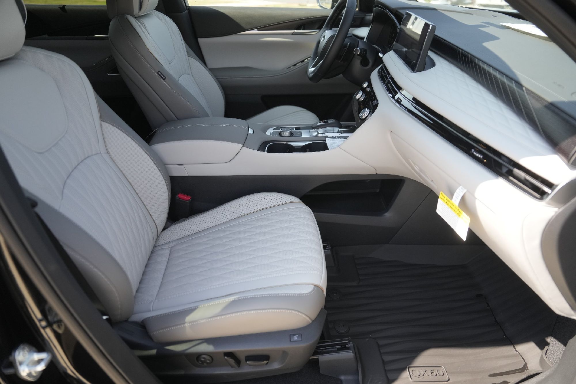2026 Infiniti QX60 Autograph AWD photo 11