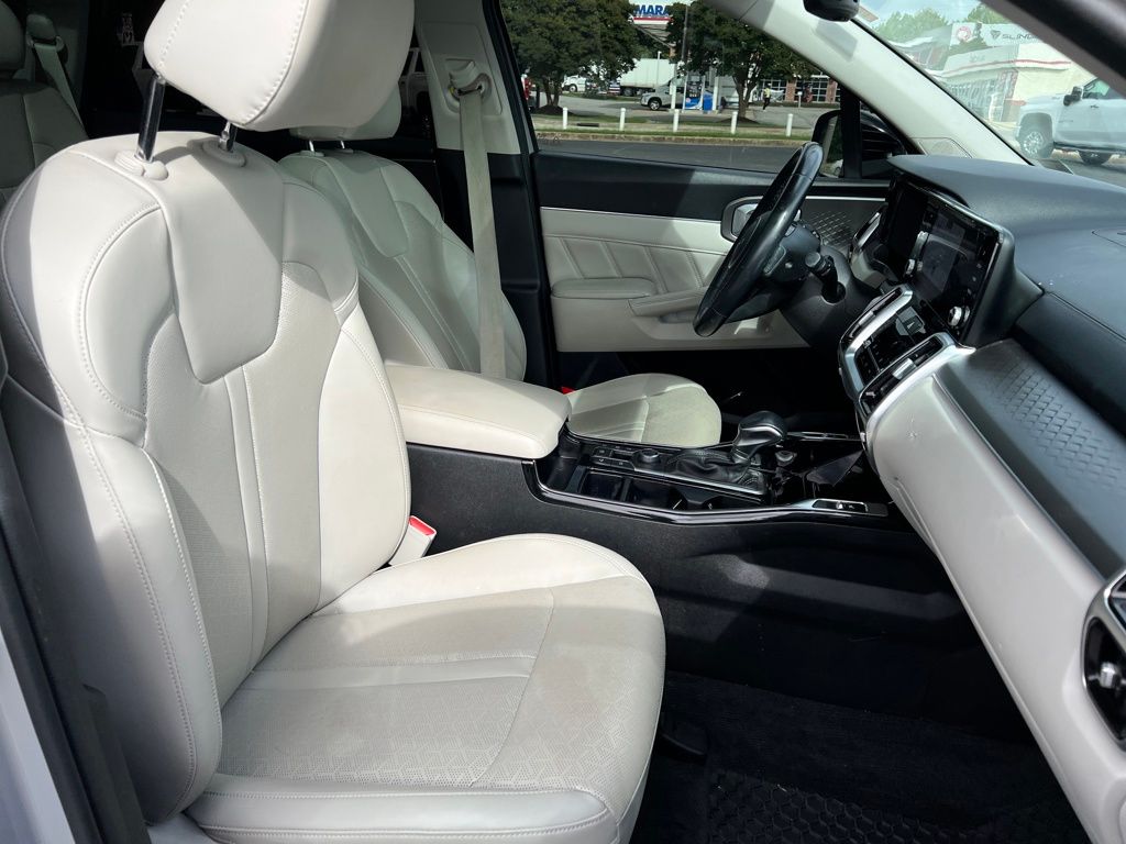 2022 Kia Sorento SX photo 29