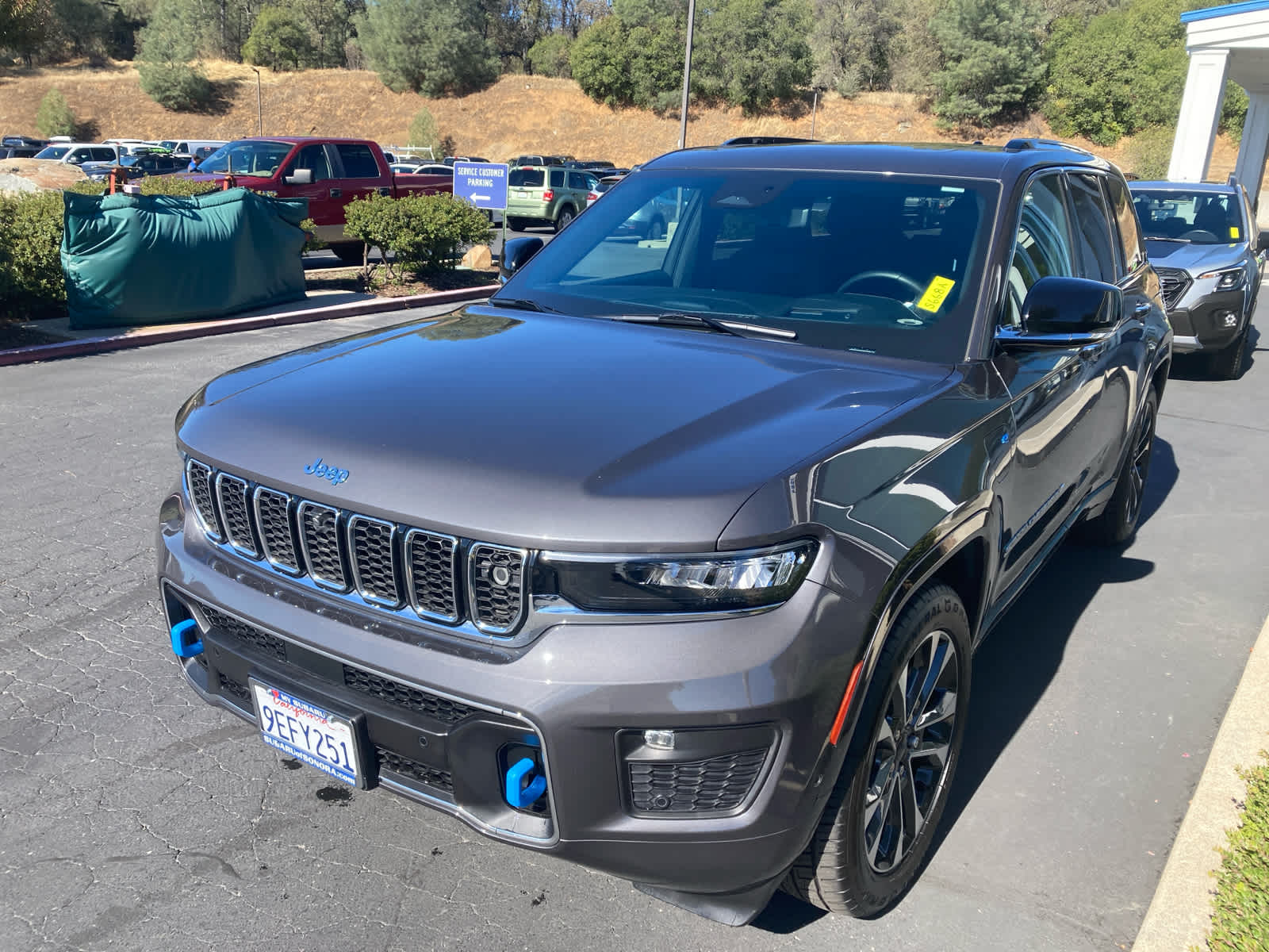 2022 Jeep Cherokee Overland 4xe photo 3