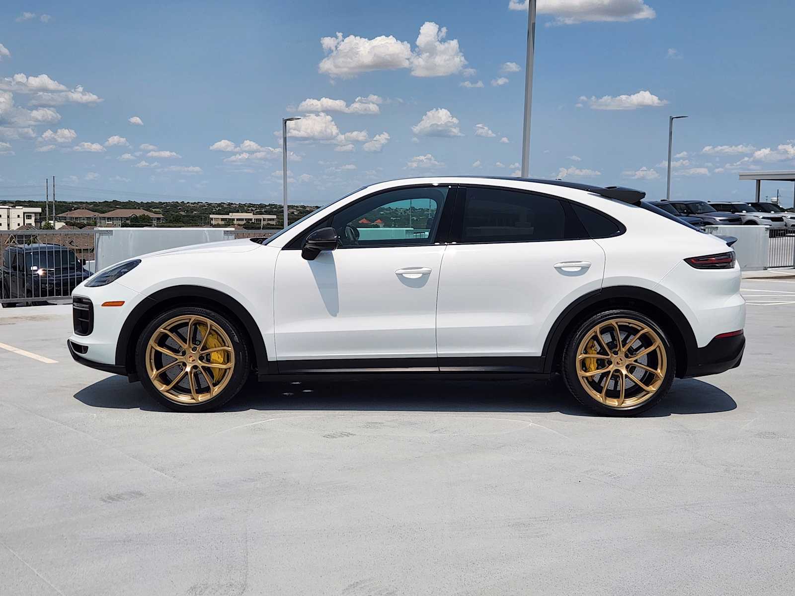 2023 Porsche Cayenne Turbo GT Coupe photo 4