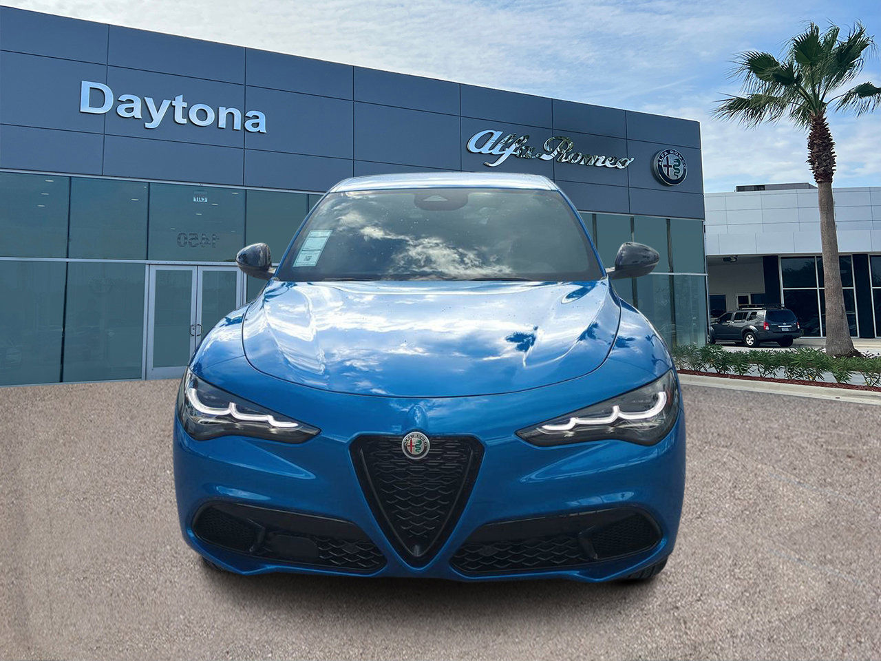 2025 Alfa Romeo Stelvio Sprint photo 7