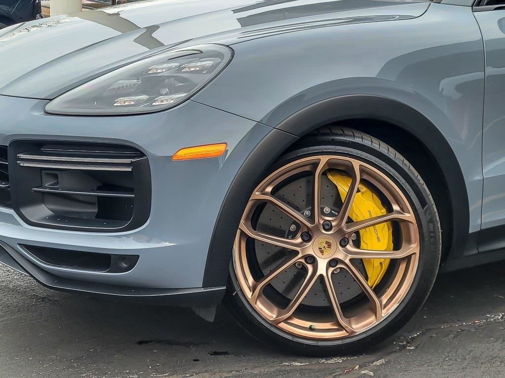 2022 Porsche Cayenne Coupe Turbo GT photo 2