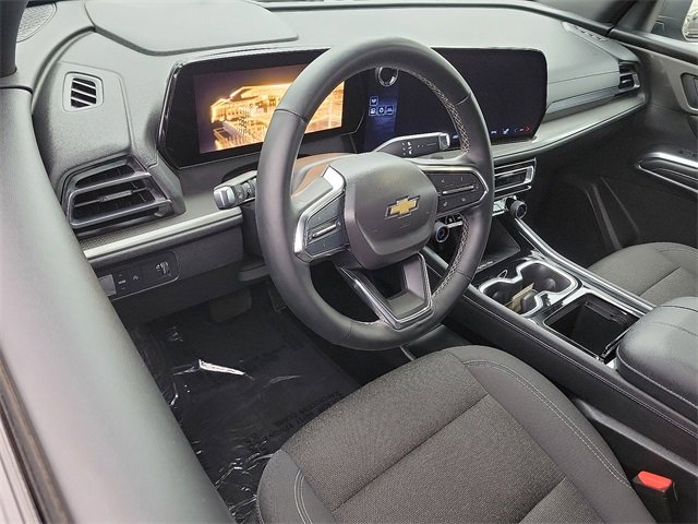 2024 Chevrolet Traverse photo 3