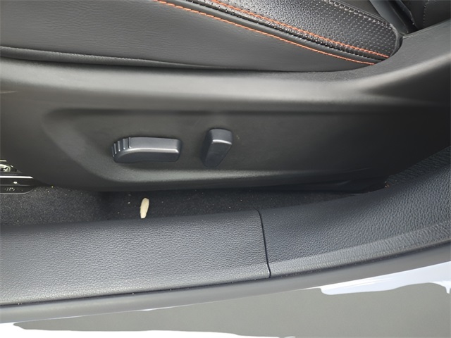 2024 Nissan Altima 2.5 SR photo 9