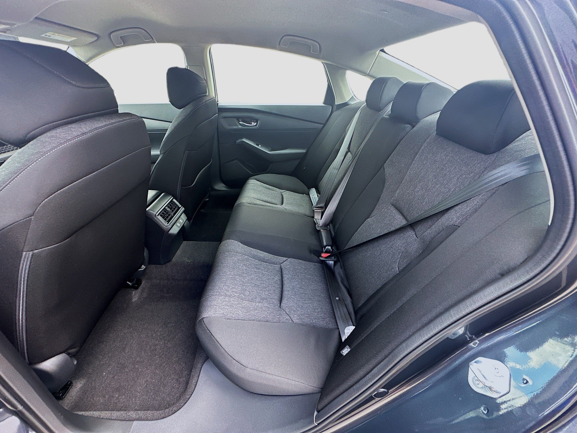 2025 Honda Accord LX photo 17