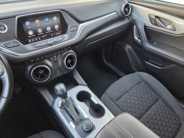 2020 Chevrolet Blazer 2LT photo 24