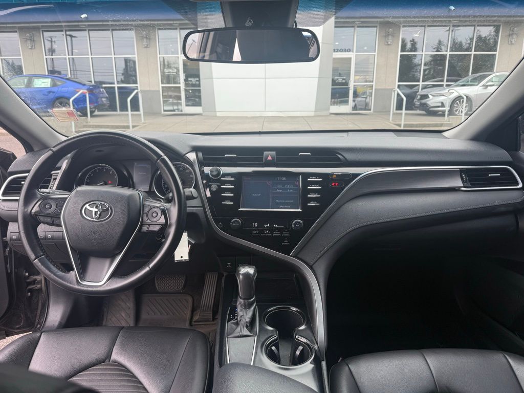 2018 Toyota Camry L photo 10