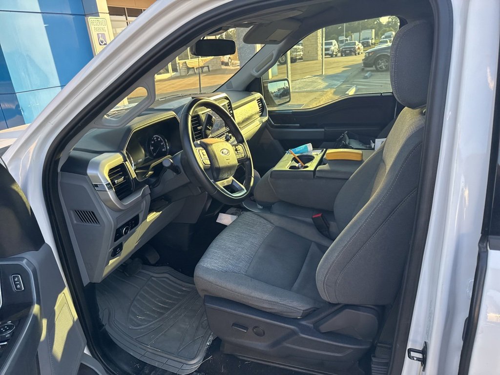 2023 Ford F-150 XLT photo 4