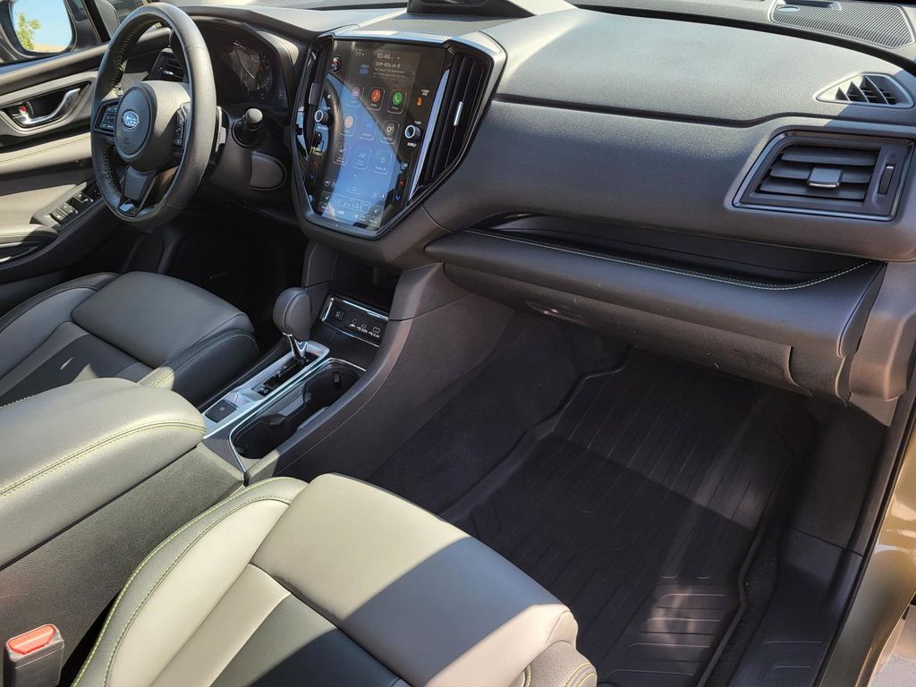 2023 Subaru Ascent Onyx Edition photo 8