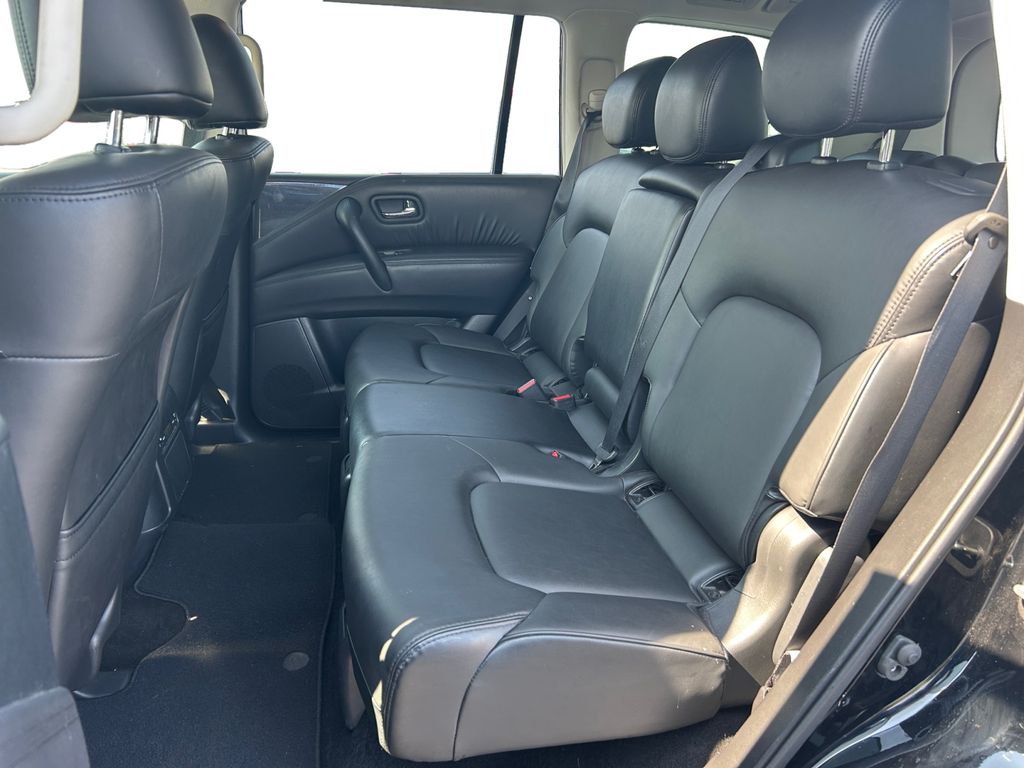 2023 Nissan Armada SV photo 13