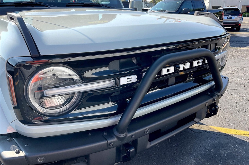 2021 Ford Bronco Outer Banks photo 28