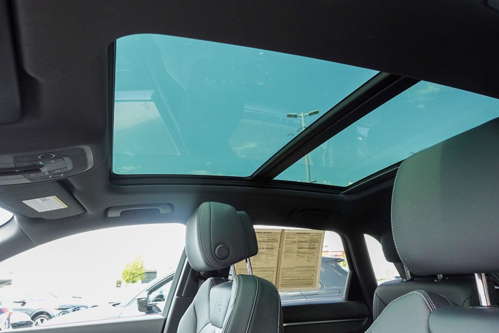 2025 Audi Q3 S line Premium photo 12