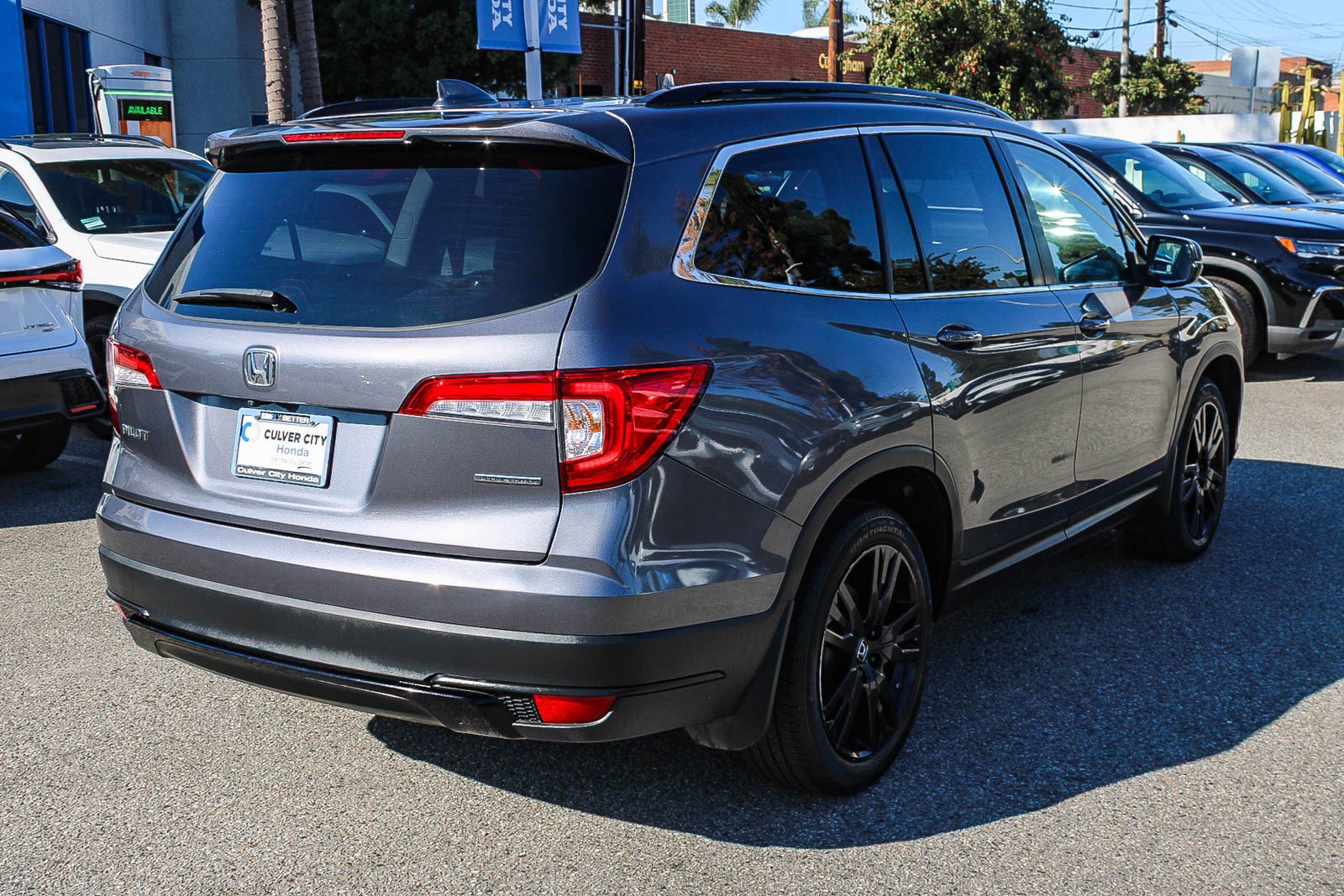 2022 Honda Pilot SE photo 4