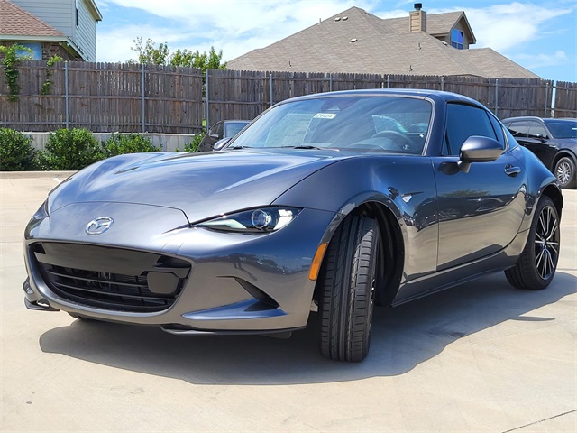 2025 Mazda MX-5 Miata Miata RF Grand Touring photo 2