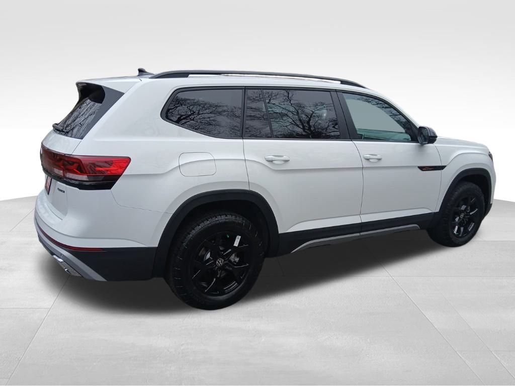 2025 Volkswagen Atlas Peak Edition SE photo 4