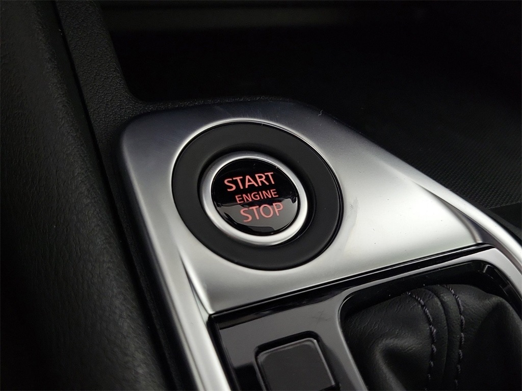 2025 Nissan Sentra SV photo 26