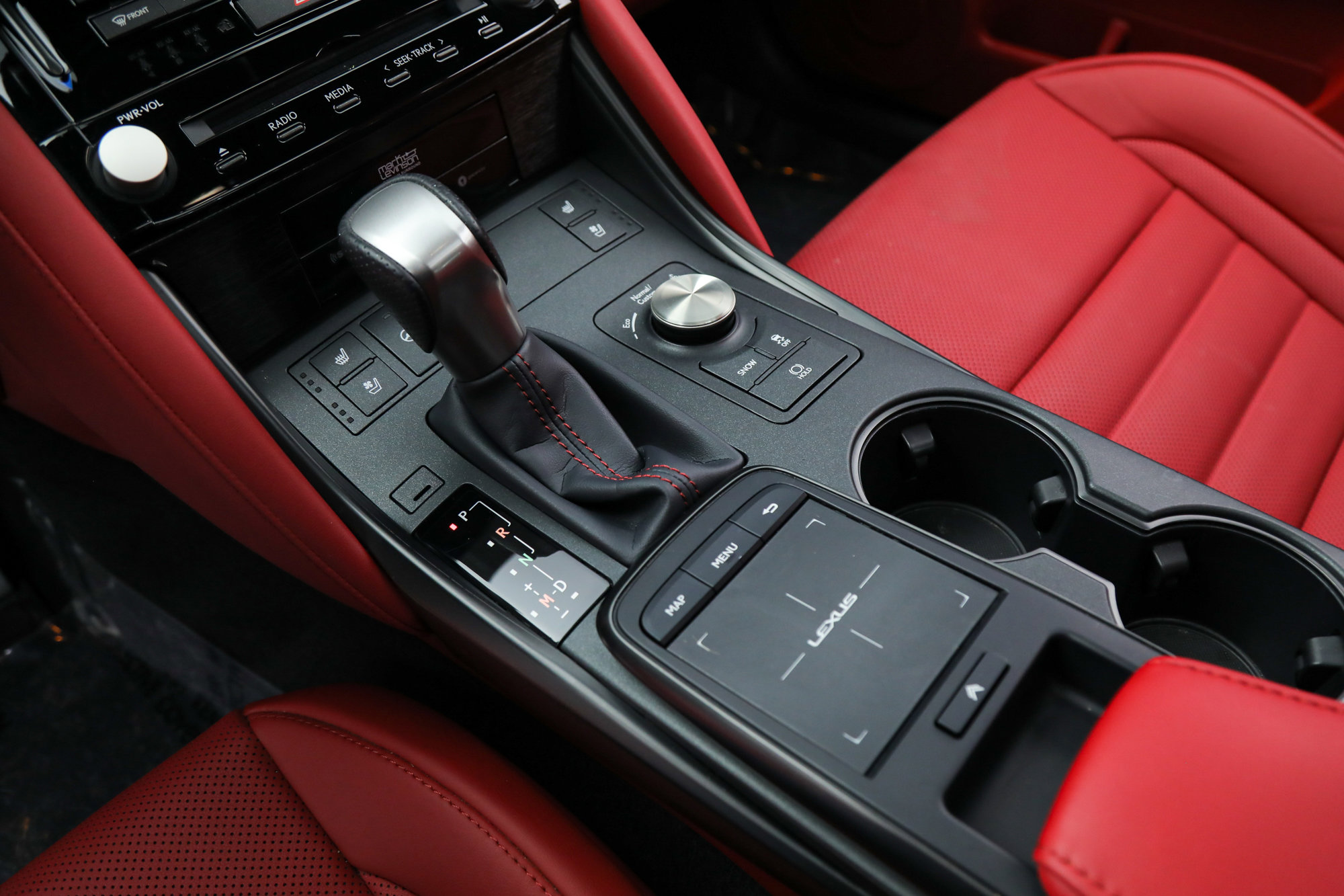 2024 Lexus IS 500 F SPORT Performance photo 32