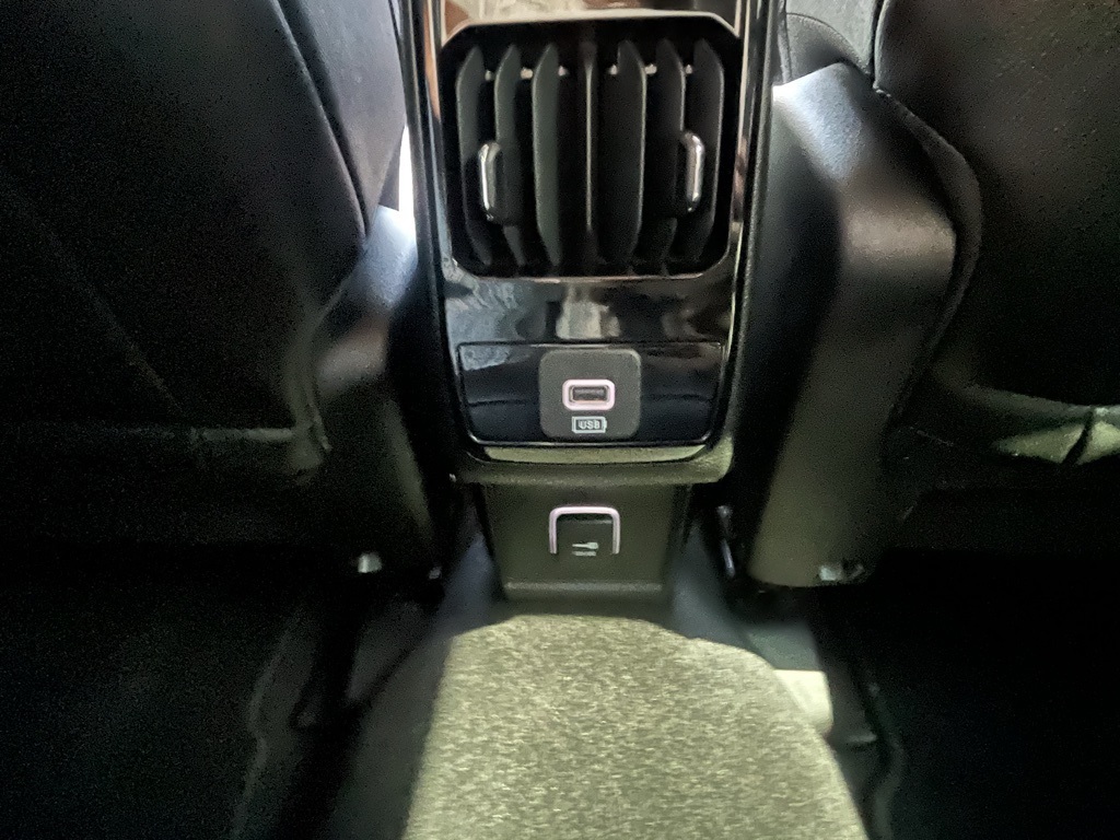 2025 Jeep Compass Latitude photo 17