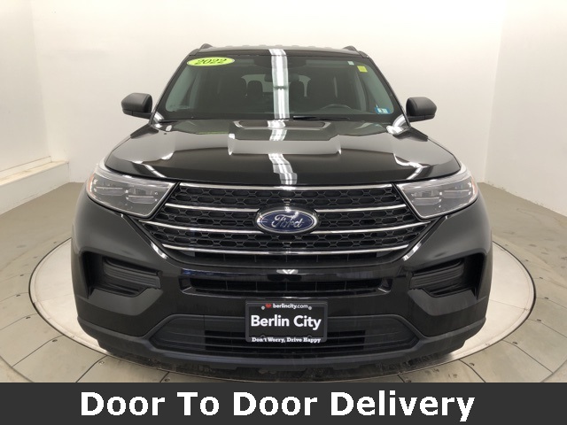 2022 Ford Explorer XLT photo 2