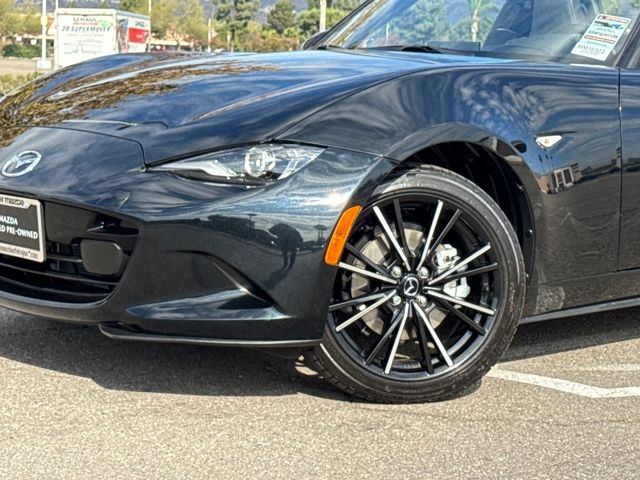 2025 Mazda MX-5 Miata Miata RF Grand Touring photo 4