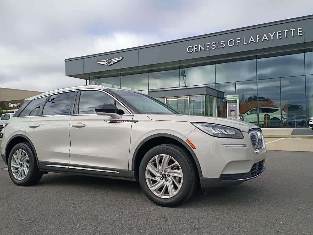 2022 Lincoln Corsair Base's photo