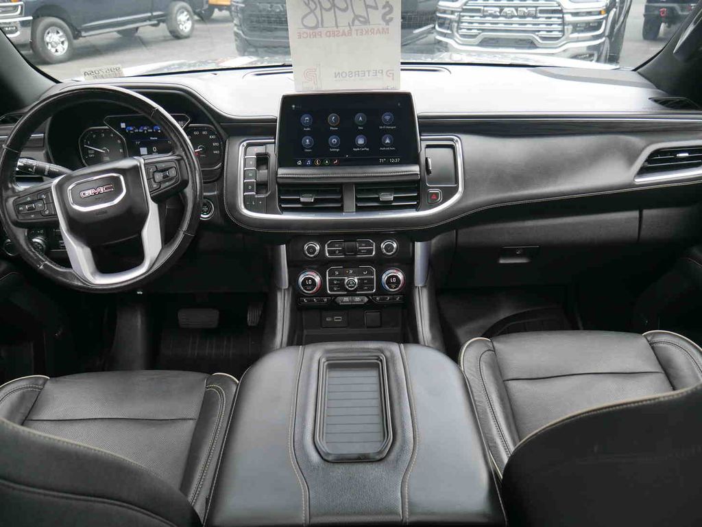 2021 Gmc Yukon SLT photo 4