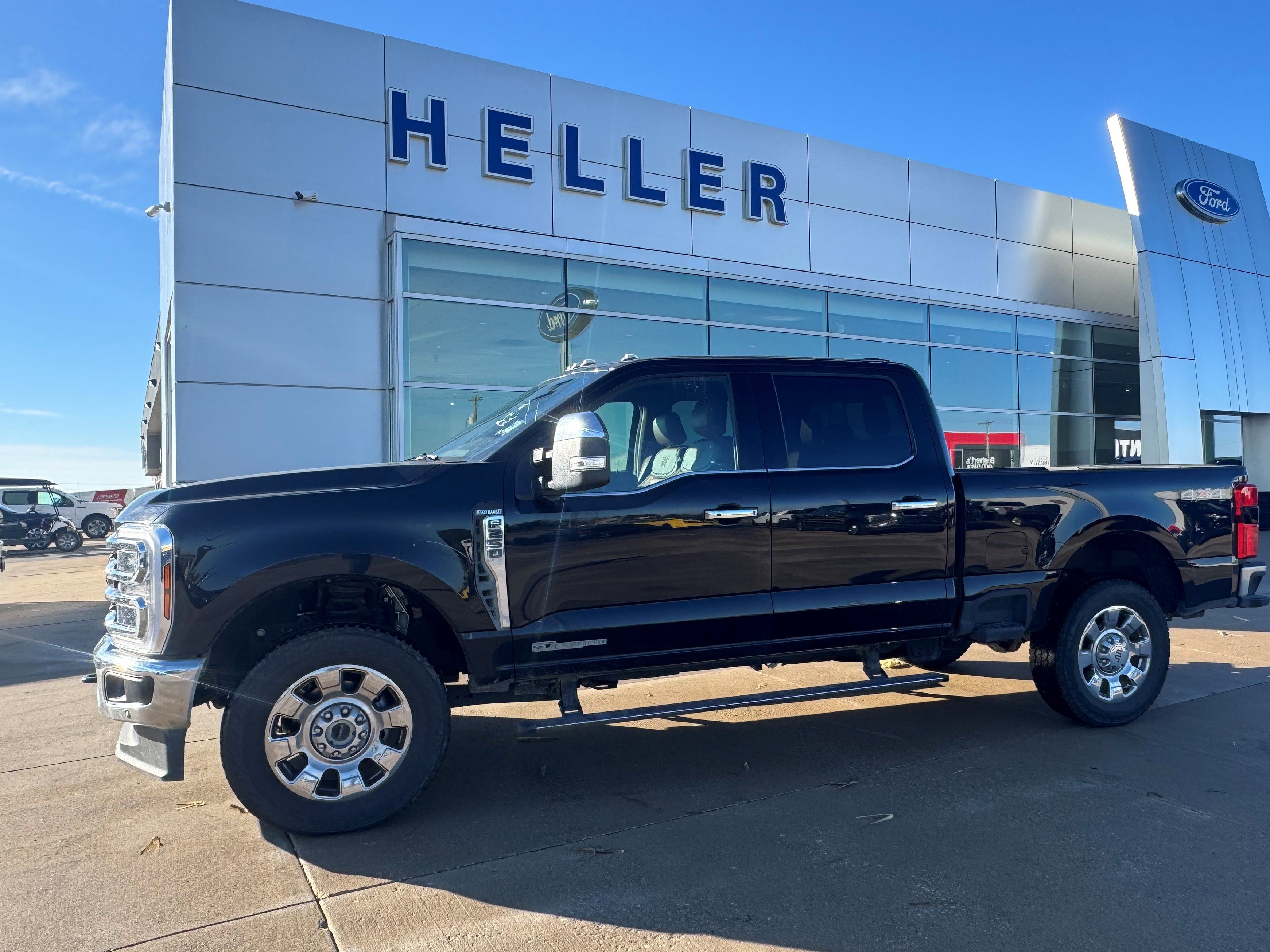 2025 Ford F-250 King Ranch photo 2