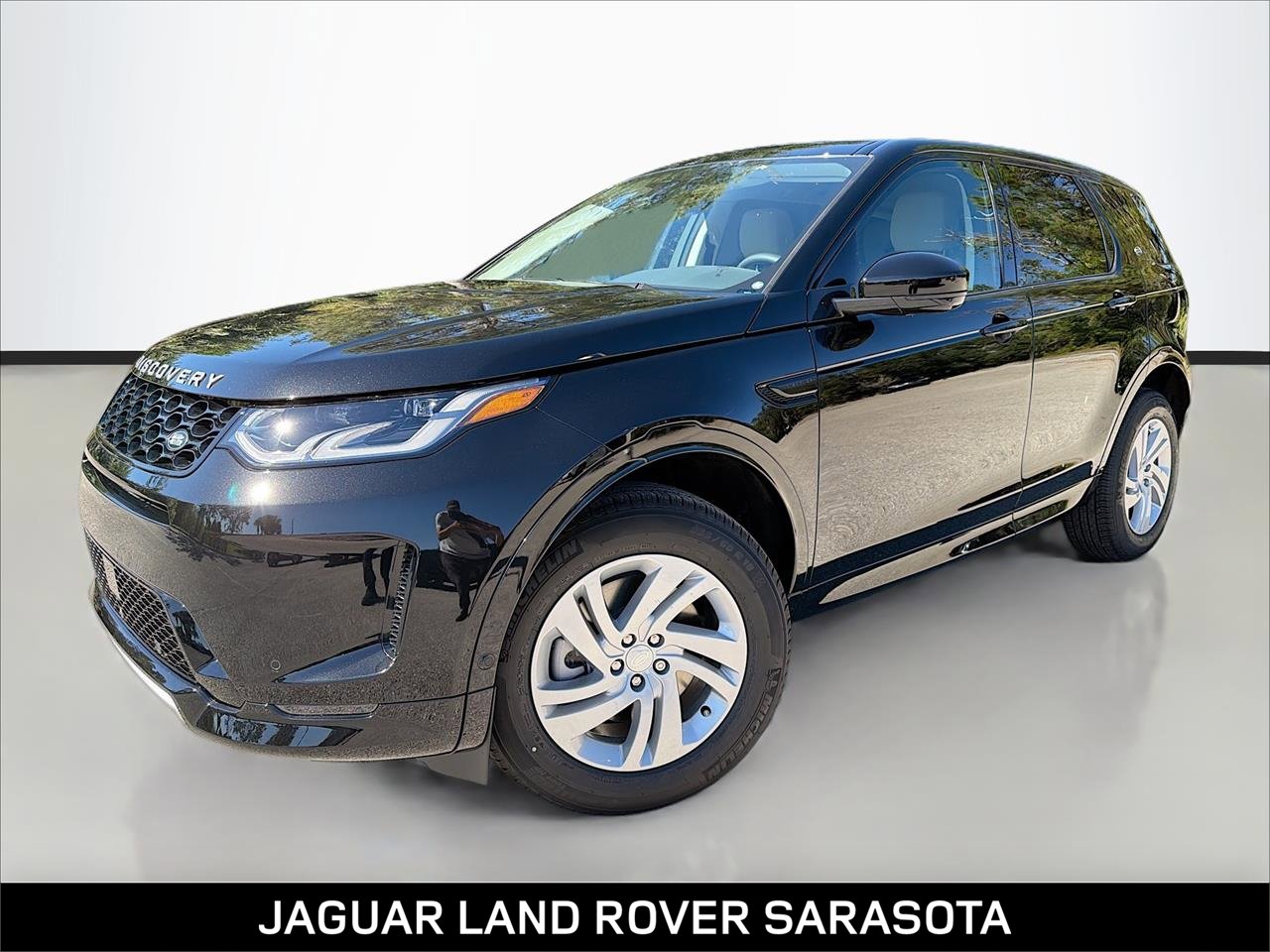 2025 Land Rover Discovery Sport S