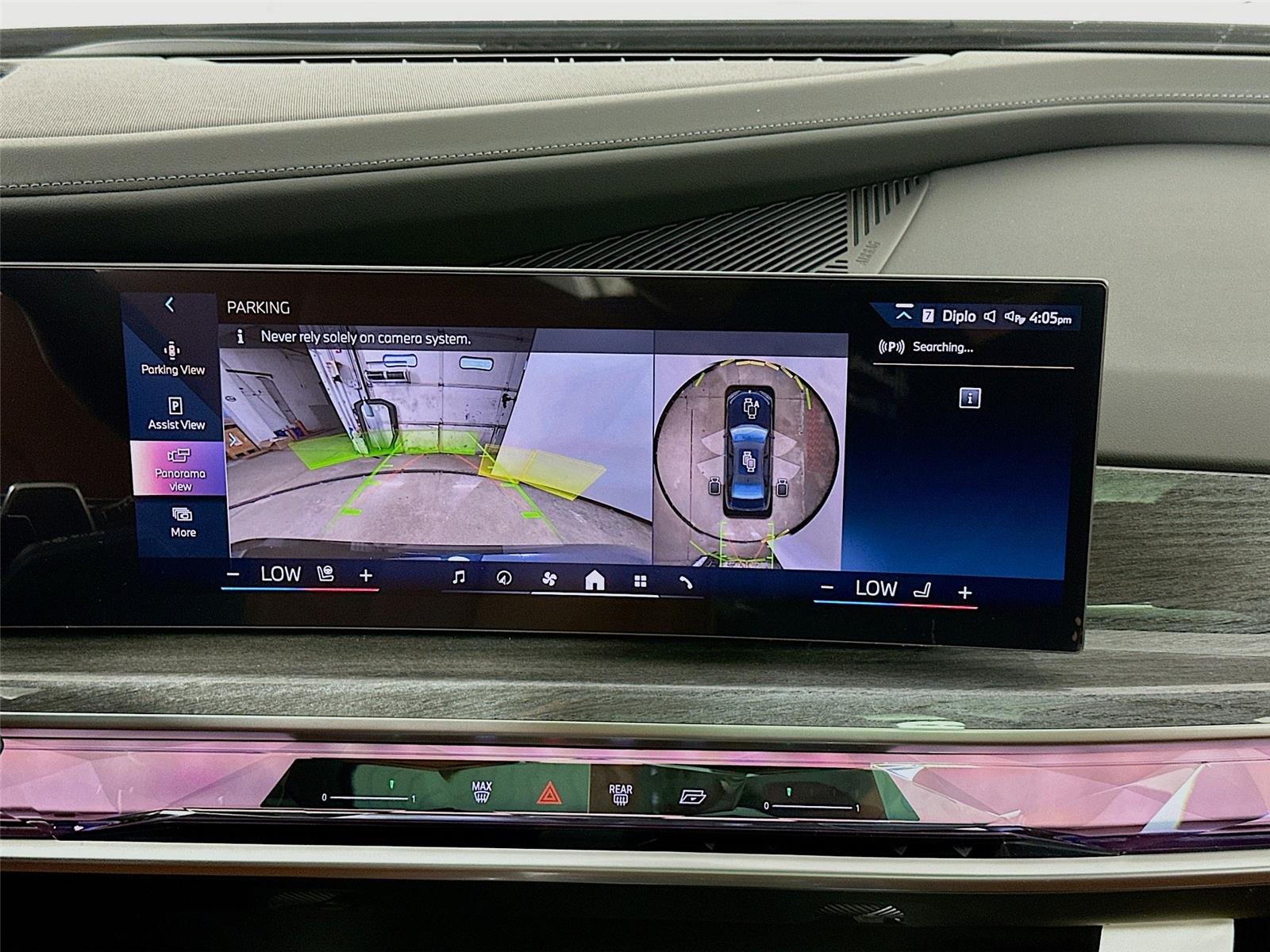 2026 Bmw 750e photo 13