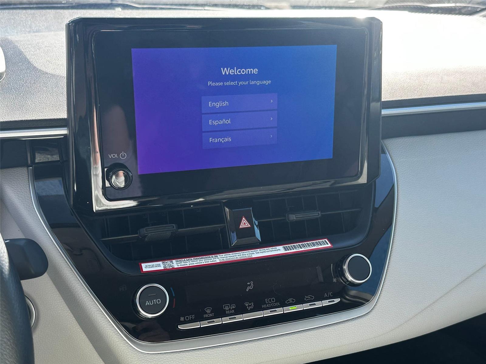 2025 Toyota Corolla LE photo 18