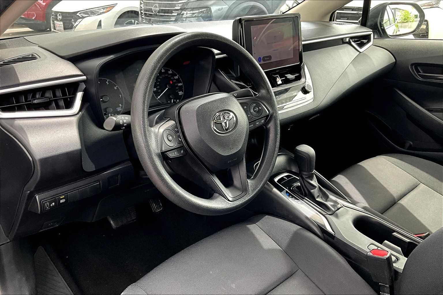 2023 Toyota Corolla LE photo 12