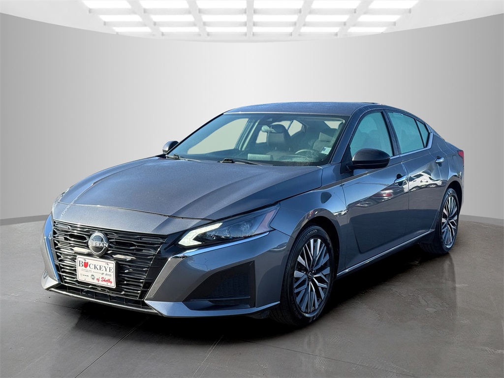 2024 Nissan Altima 2.5 SV photo 3