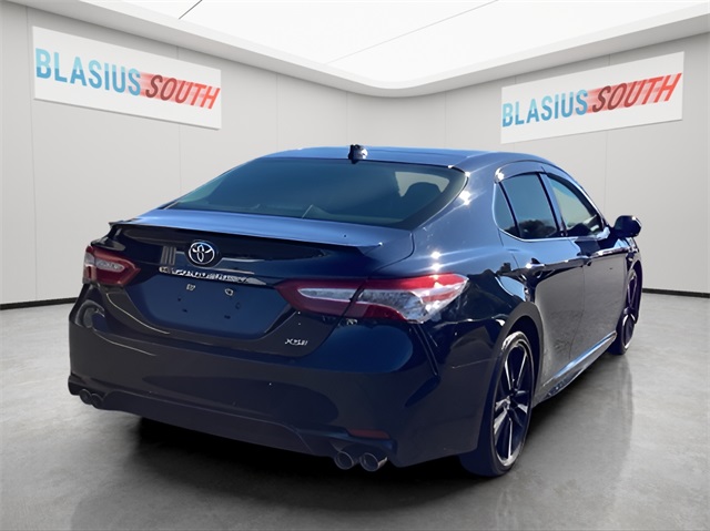 2020 Toyota Camry XSE photo 3