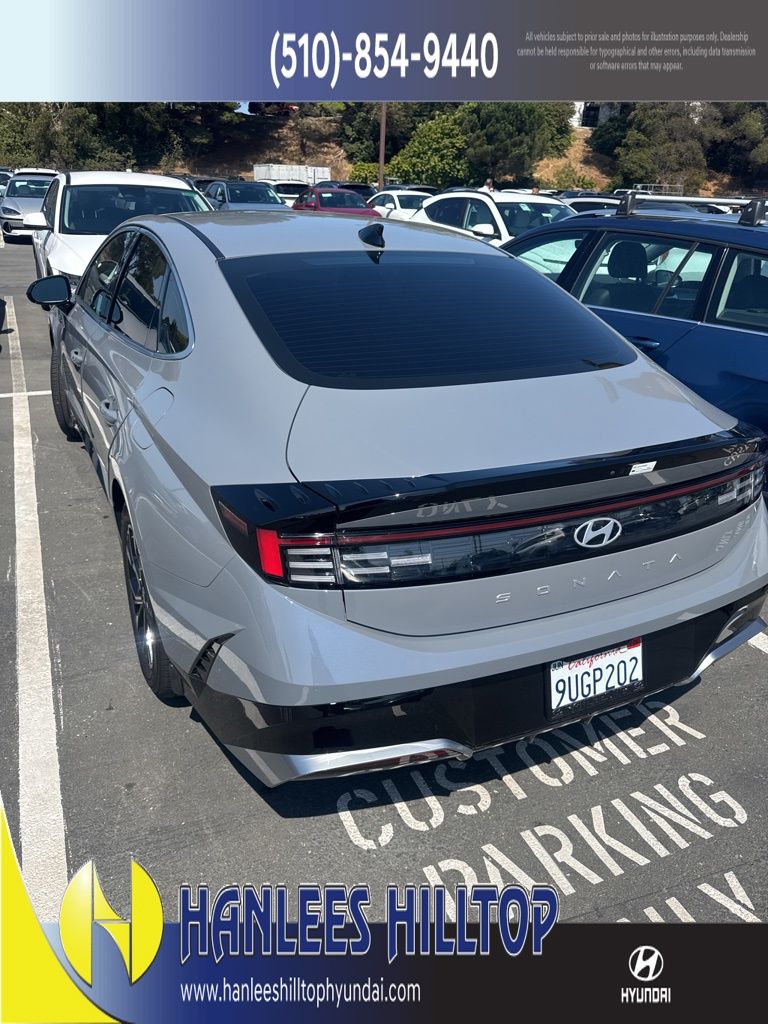 2025 Hyundai Sonata SEL photo 4