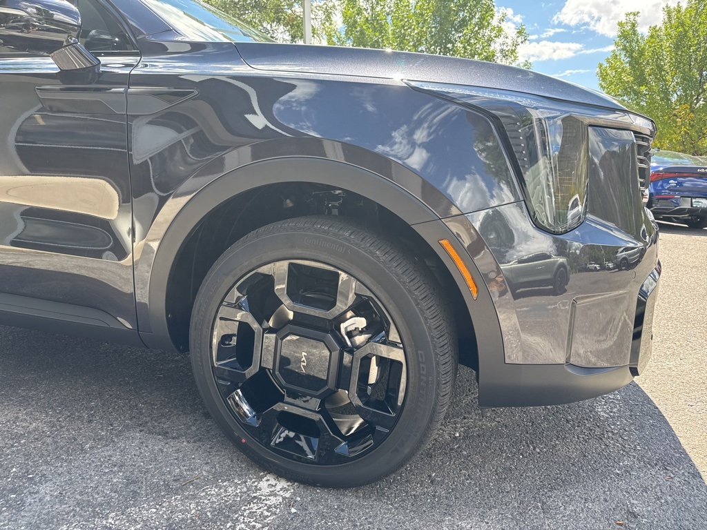 2026 Kia Sorento X-Line SX Prestige photo 3
