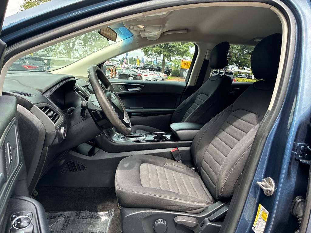 2018 Ford Edge SE photo 8