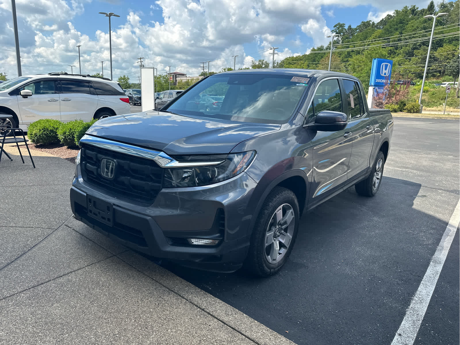 2024 Honda Ridgeline RTL photo 3