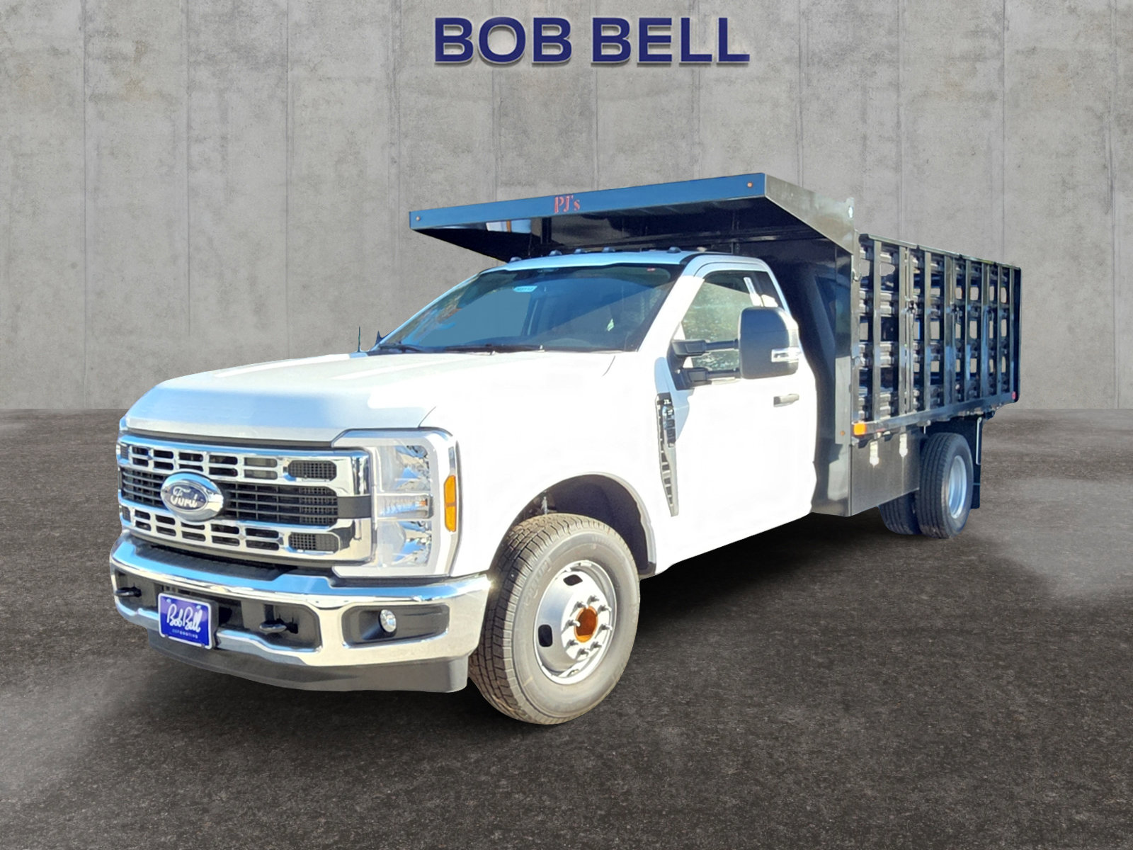 2026 Ford F-350 Super Duty Chassis Cab XL's photo