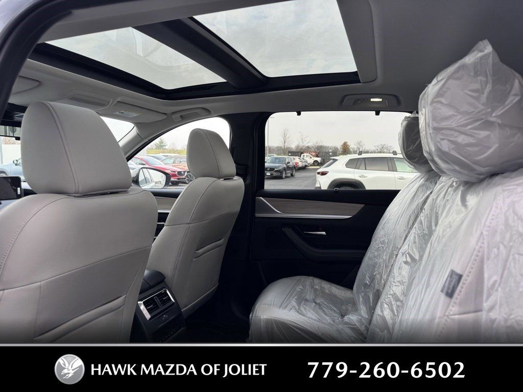 2025 MAZDA CX-90 - Image 14