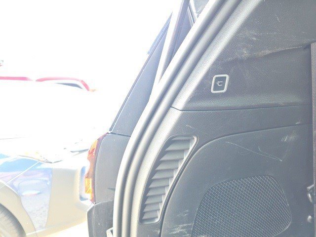2021 Chrysler Pacifica Limited photo 12