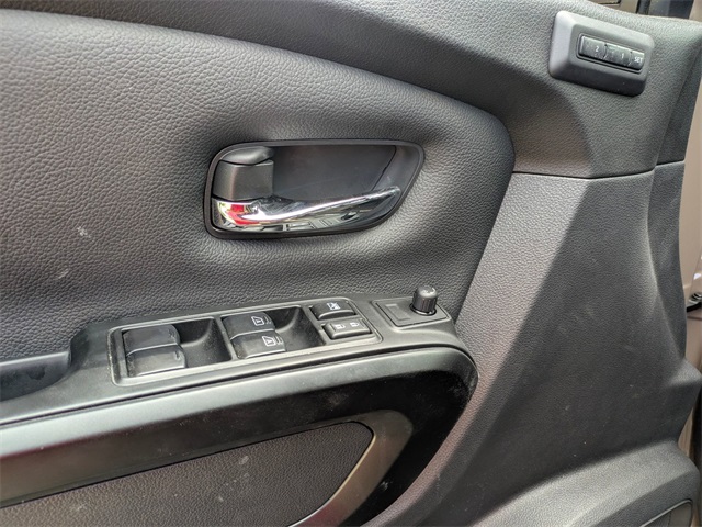 2024 Nissan Titan PRO-4X photo 11
