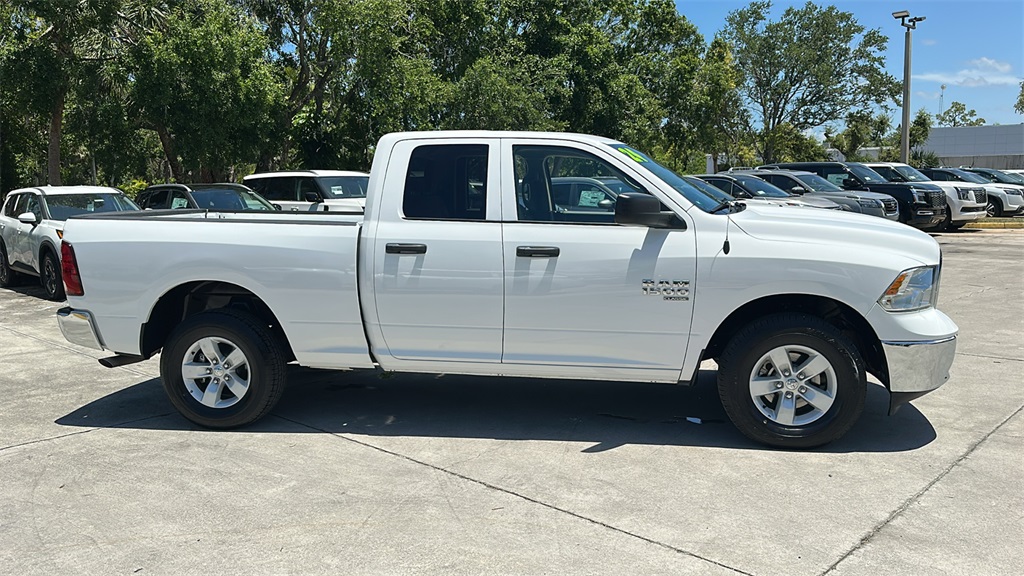 2024 Ram 1500 Classic SLT photo 8