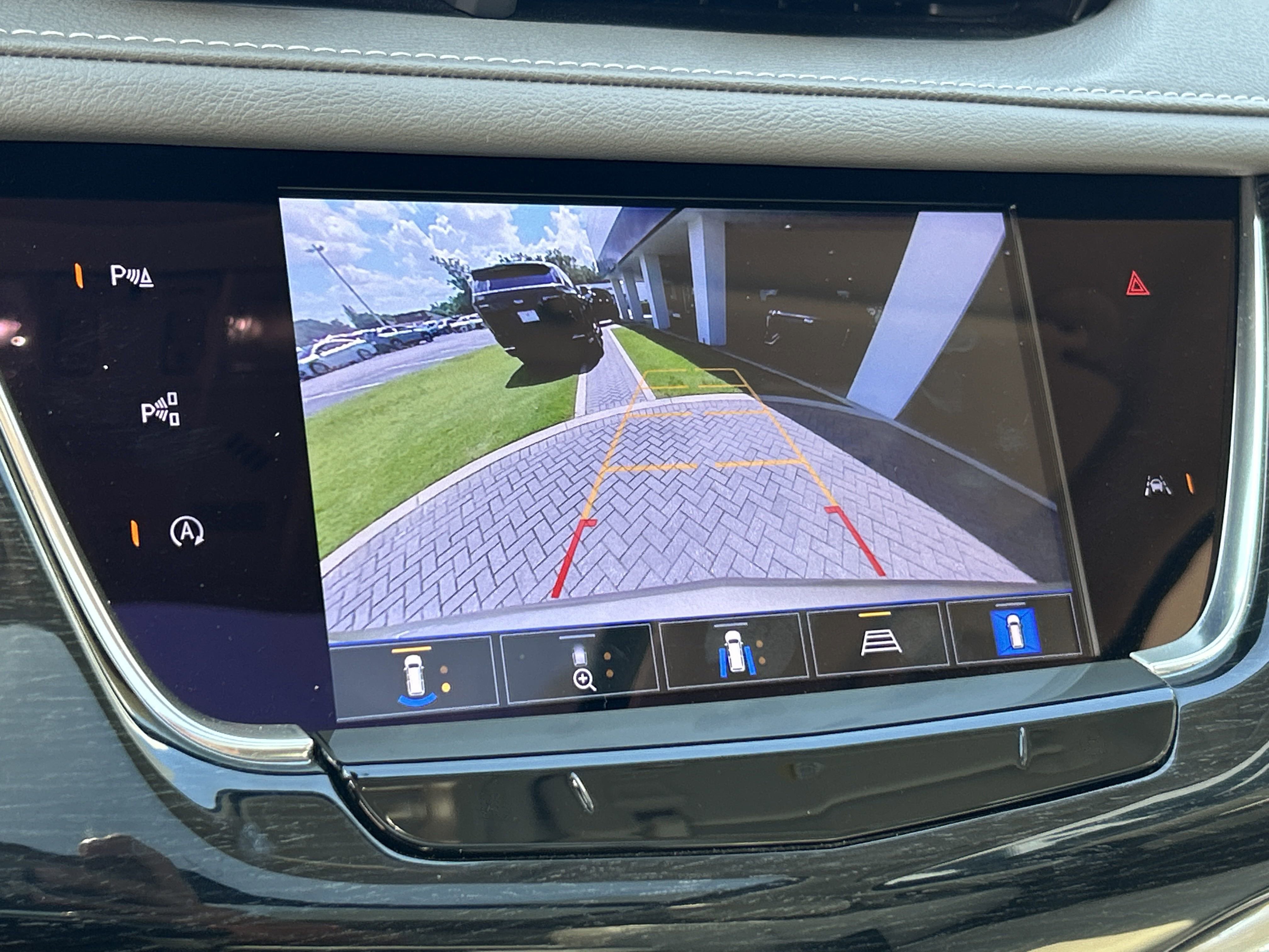 2023 Cadillac XT6 Premium Luxury photo 16