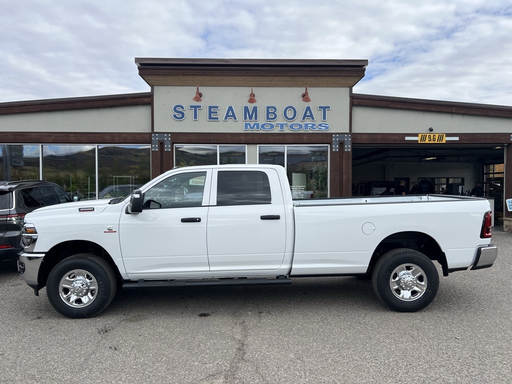 2026 Ram 3500 Tradesman photo 2