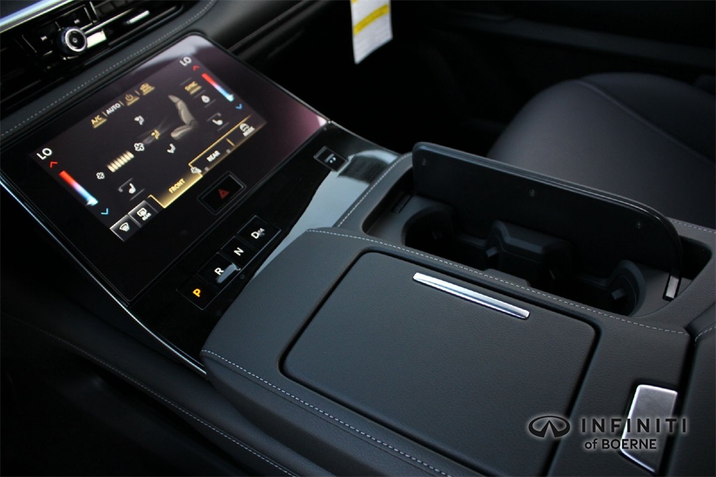 2026 Infiniti QX80 Pure photo 10
