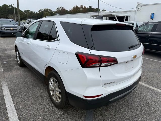 2024 Chevrolet Equinox LT photo 2