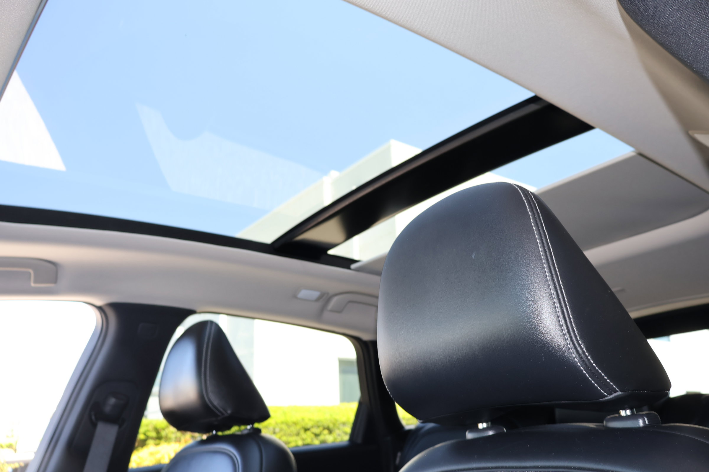 2021 Infiniti QX50 Essential photo 4