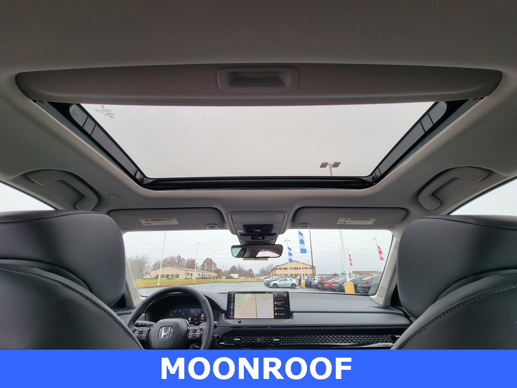 2025 Honda Accord Hybrid Touring photo 3