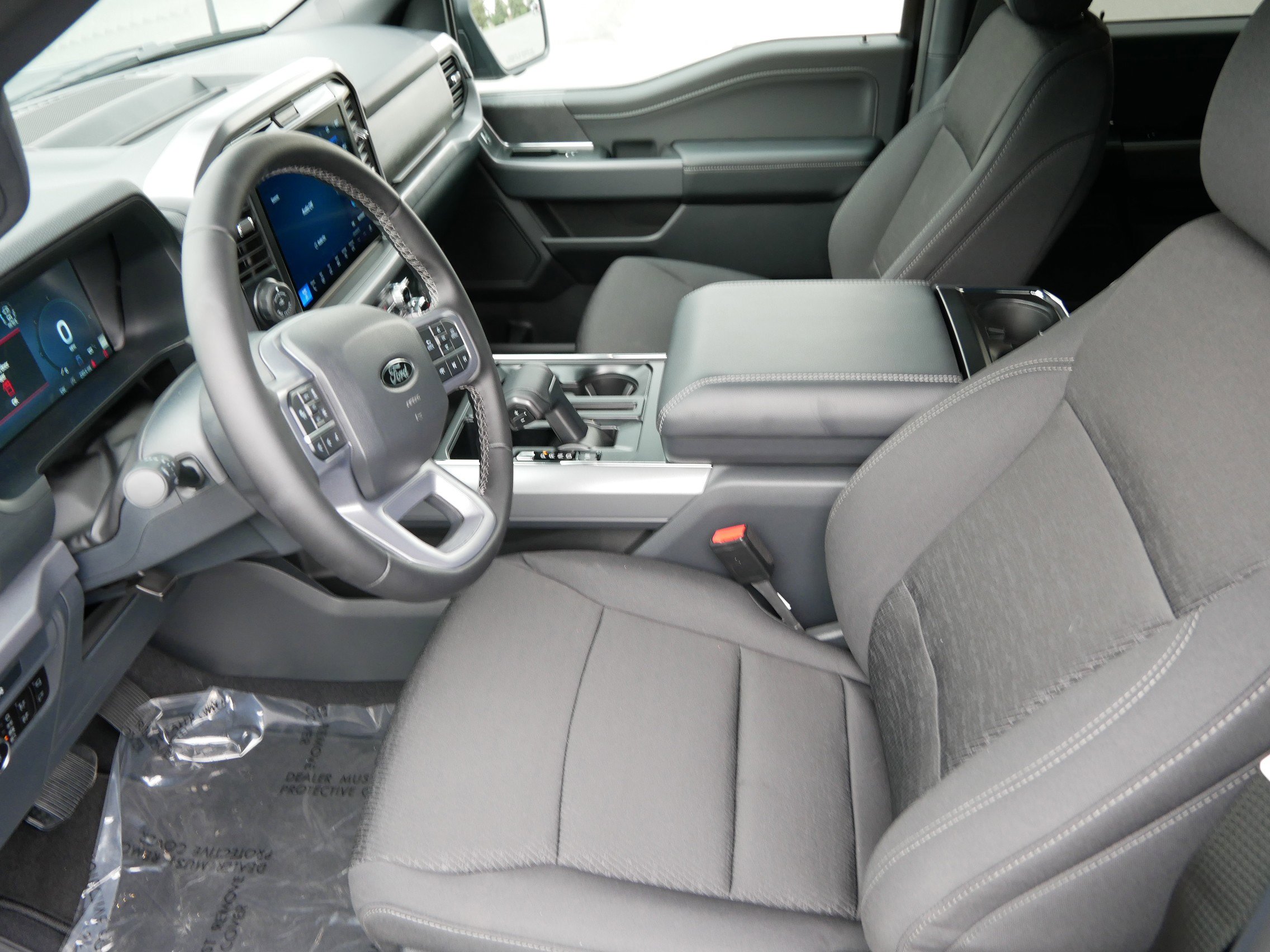 2025 Ford F-150 XLT photo 11