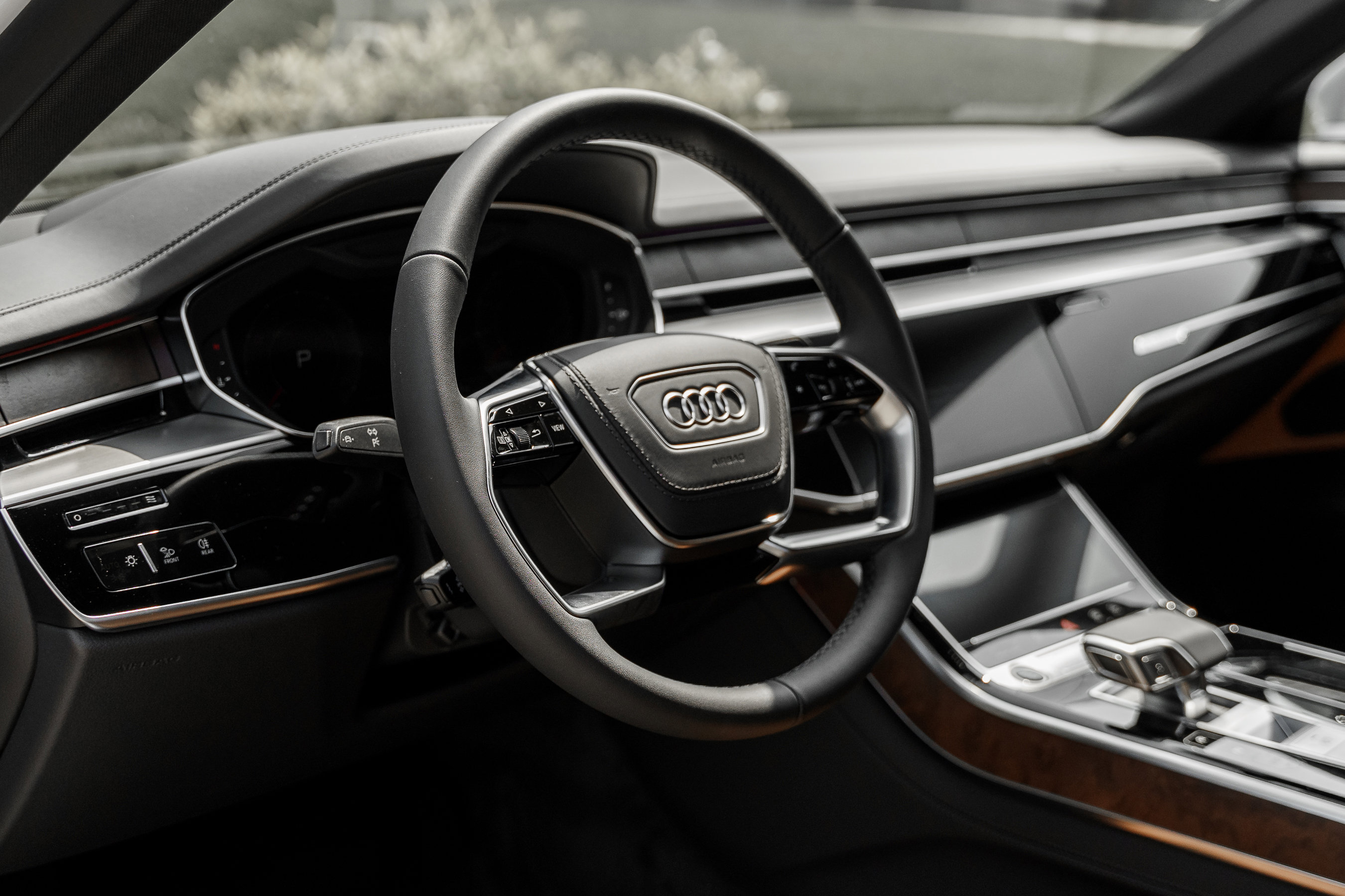 2025 Audi A8 L Quattro photo 7